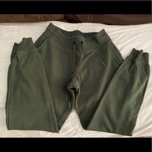 Lululemon joggers